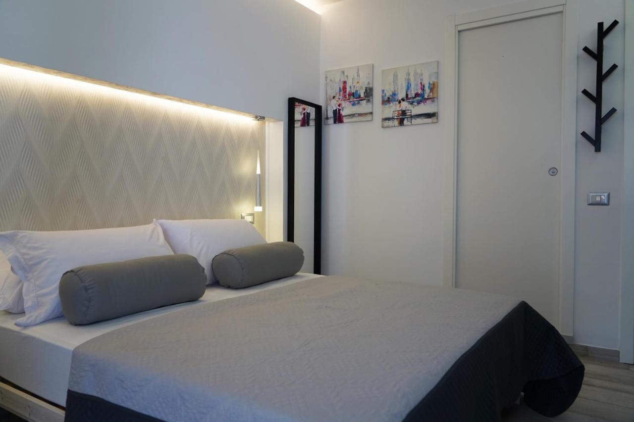 بومبيي Familiainn Rooms & Apartments المظهر الخارجي الصورة