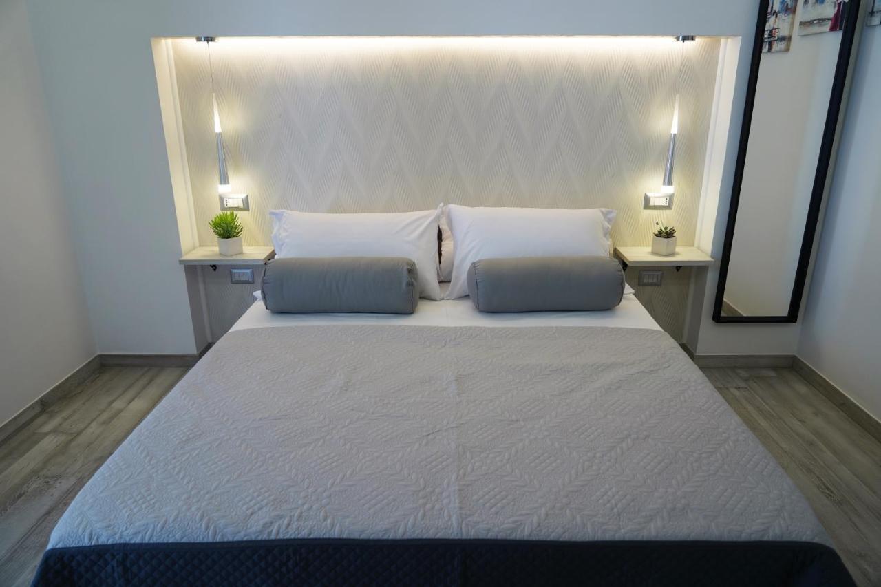 بومبيي Familiainn Rooms & Apartments المظهر الخارجي الصورة