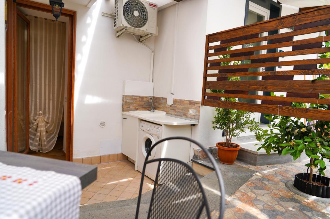 بومبيي Familiainn Rooms & Apartments المظهر الخارجي الصورة